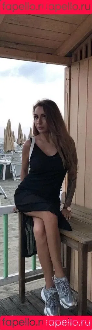 issaa0 Onlyfans Photo Gallery 