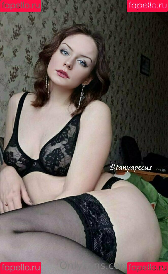 issaa0 Onlyfans Photo Gallery 