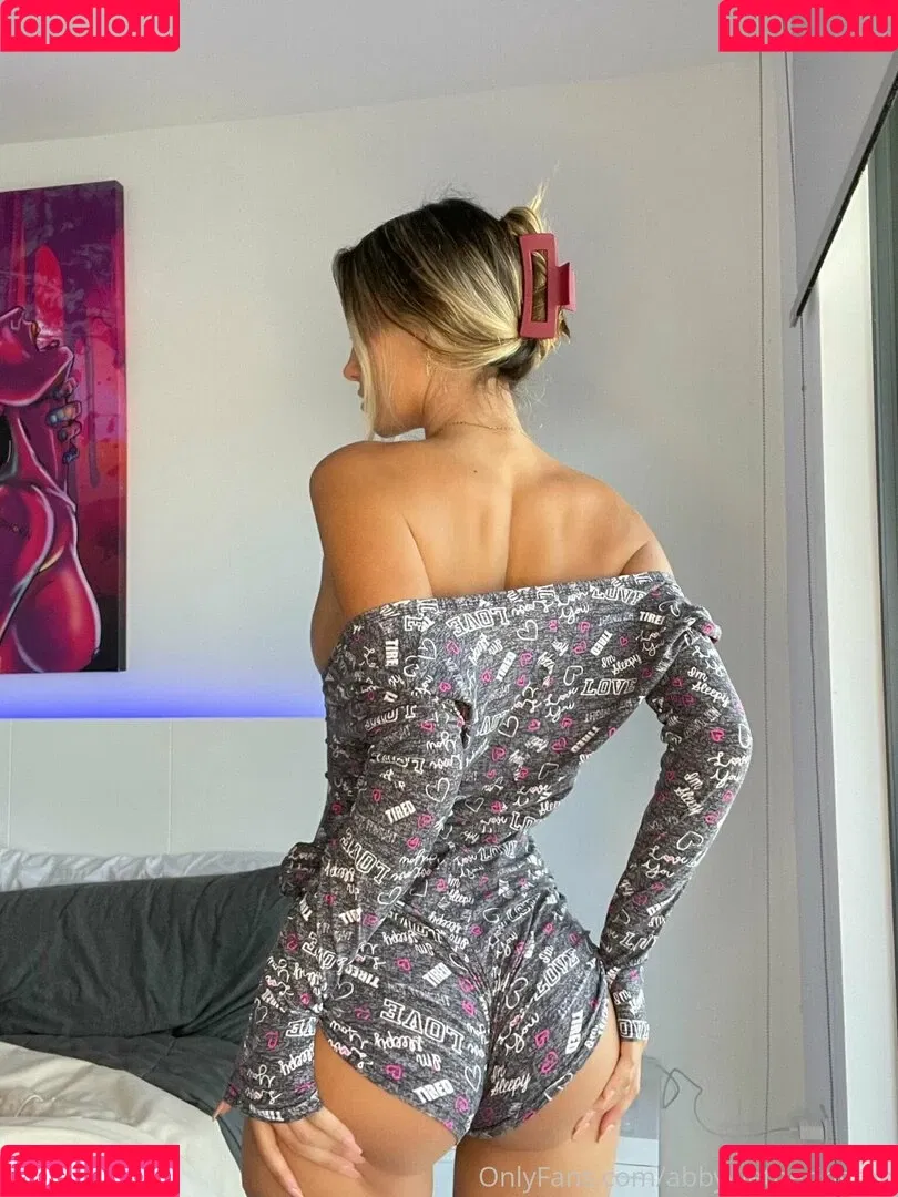 abbywetherington Onlyfans Photo Gallery 