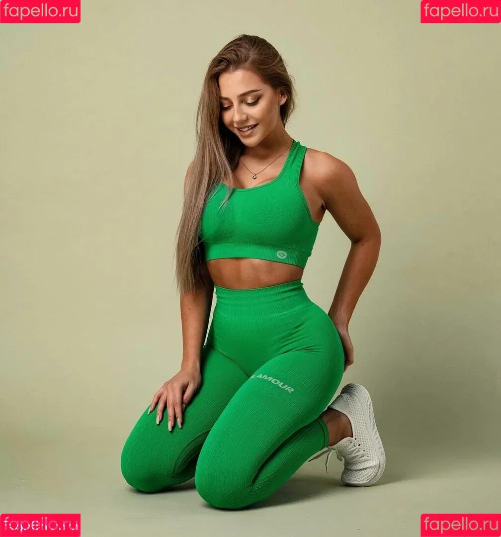 Anya Hryshchenko Onlyfans Photo Gallery 