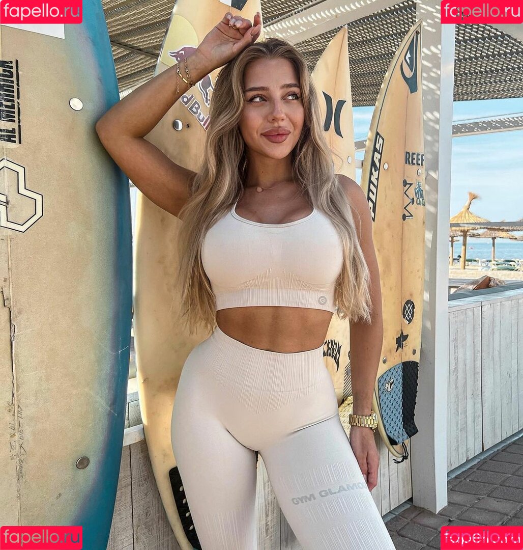 Anya Hryshchenko Onlyfans Photo Gallery 