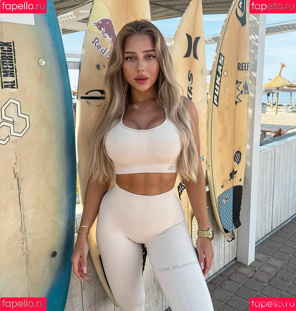 Anya Hryshchenko Onlyfans Photo Gallery 