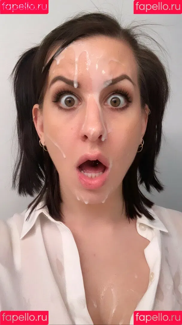 tindrafrost Onlyfans Photo Gallery 