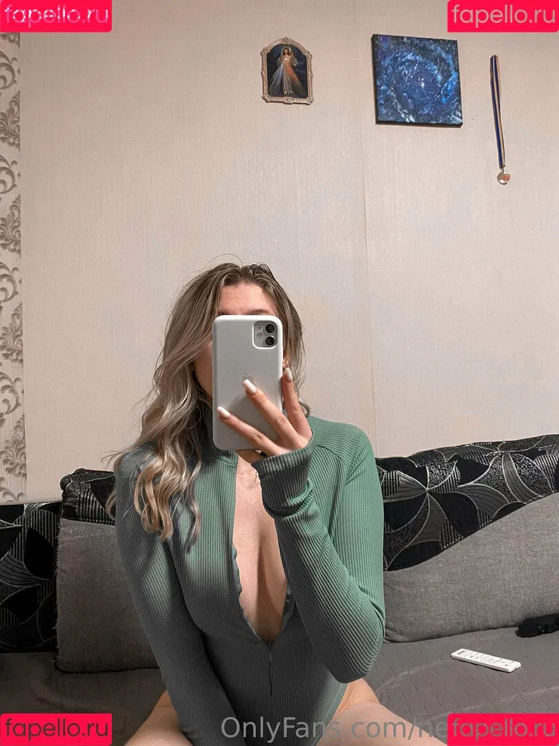 Nensi_Mur Onlyfans Photo Gallery 