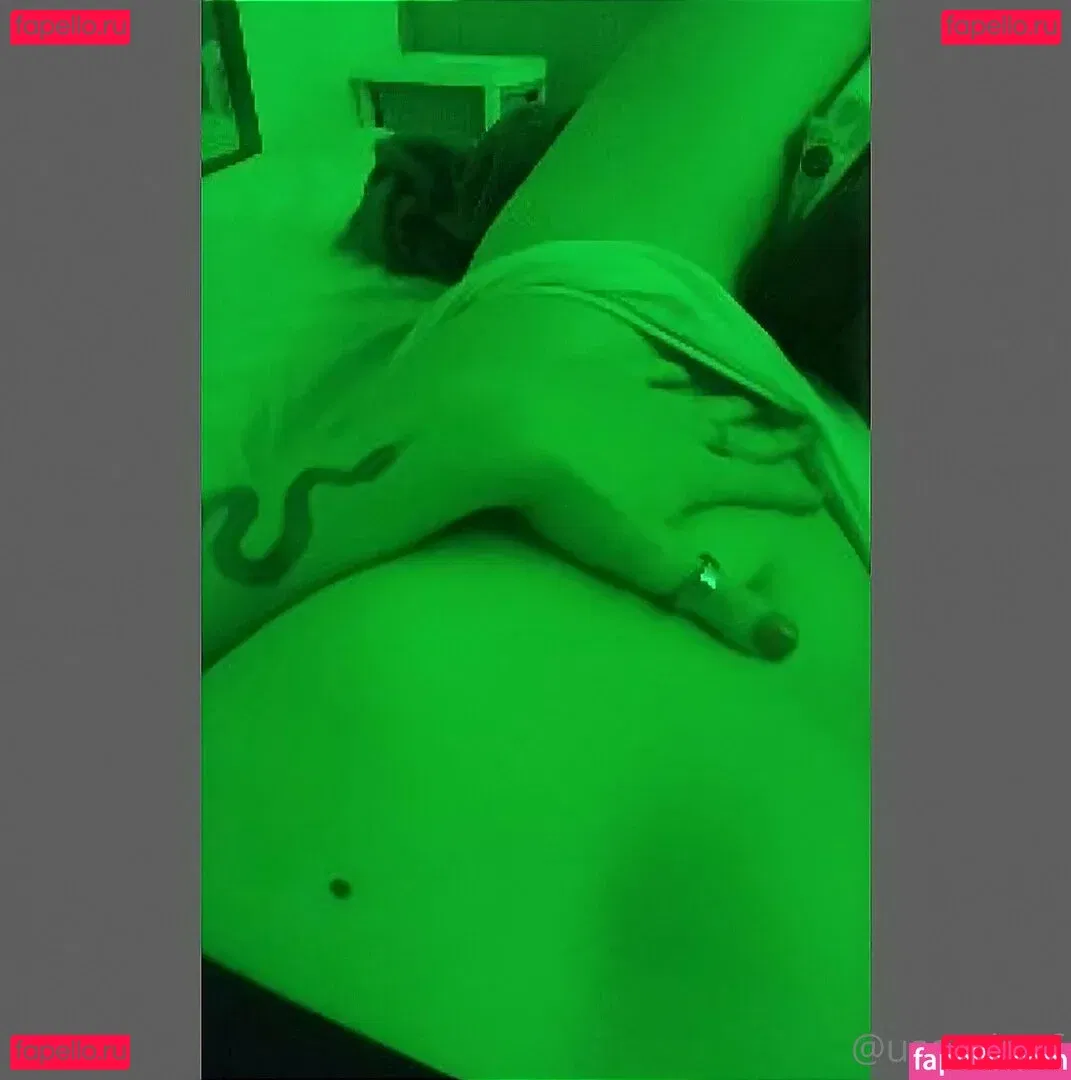 Nensi_Mur Onlyfans Photo Gallery 