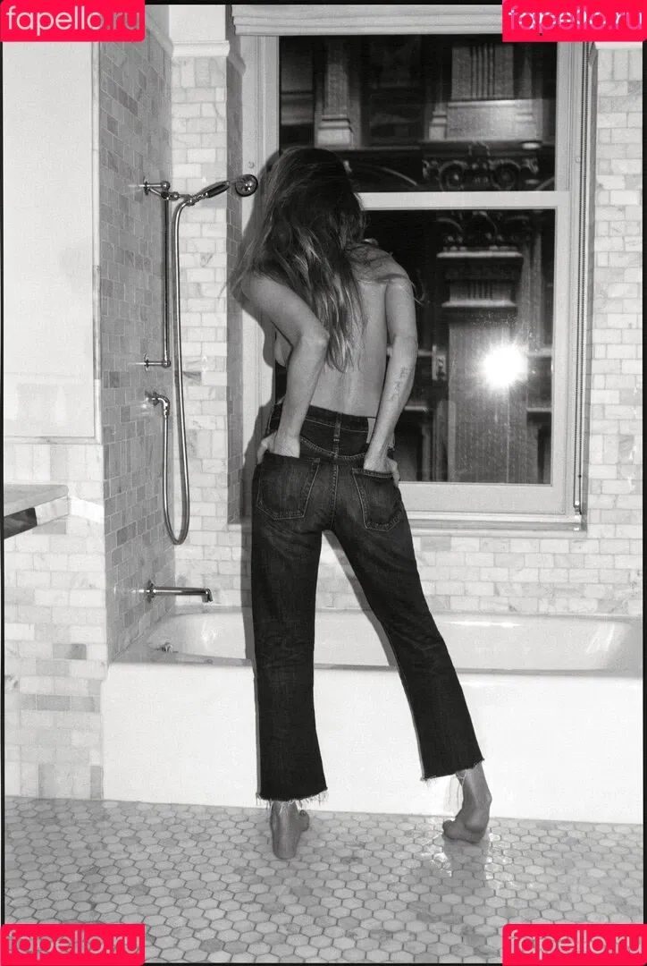 Abbey Lee Kershaw Onlyfans Photo Gallery 