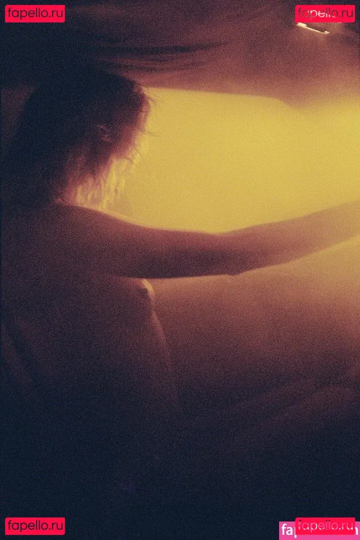 Abbey Lee Kershaw Onlyfans Photo Gallery 