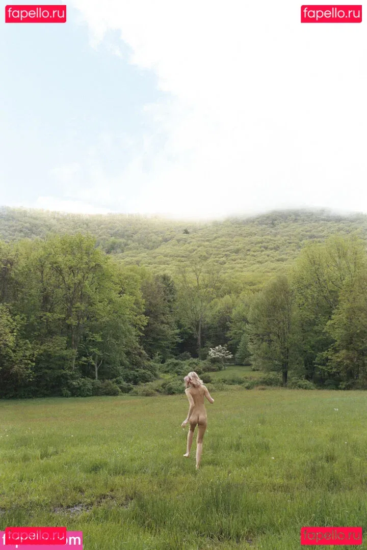 Abbey Lee Kershaw Onlyfans Photo Gallery 