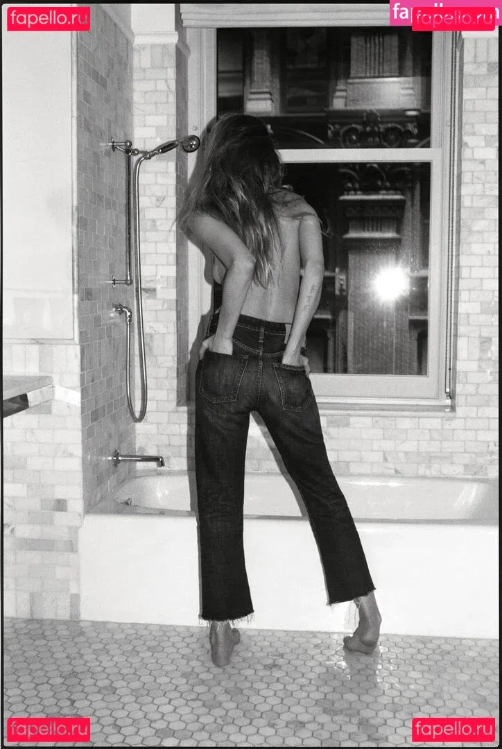 Abbey Lee Kershaw Onlyfans Photo Gallery 