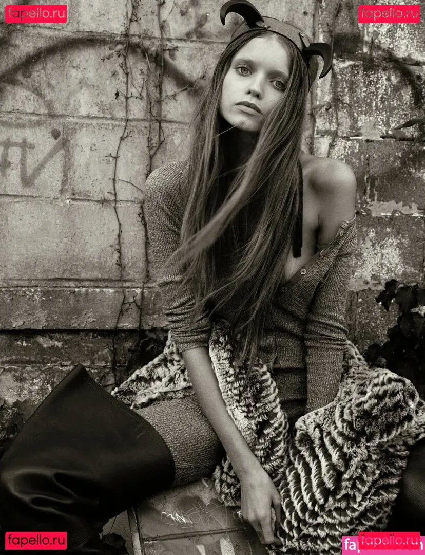 Abbey Lee Kershaw Onlyfans Photo Gallery 