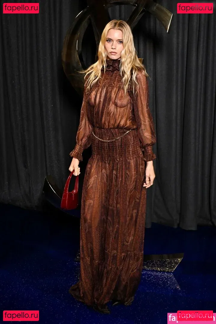 Abbey Lee Kershaw Onlyfans Photo Gallery 