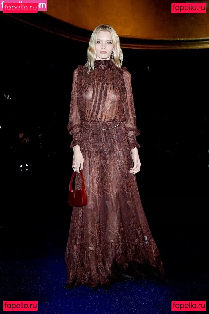 Abbey Lee Kershaw Onlyfans Photo Gallery 