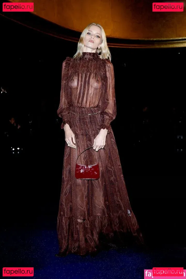 Abbey Lee Kershaw Onlyfans Photo Gallery 