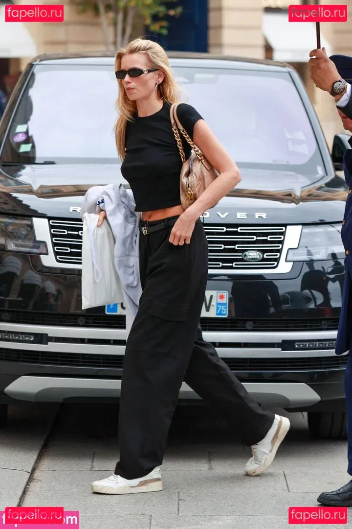 Abbey Lee Kershaw Onlyfans Photo Gallery 