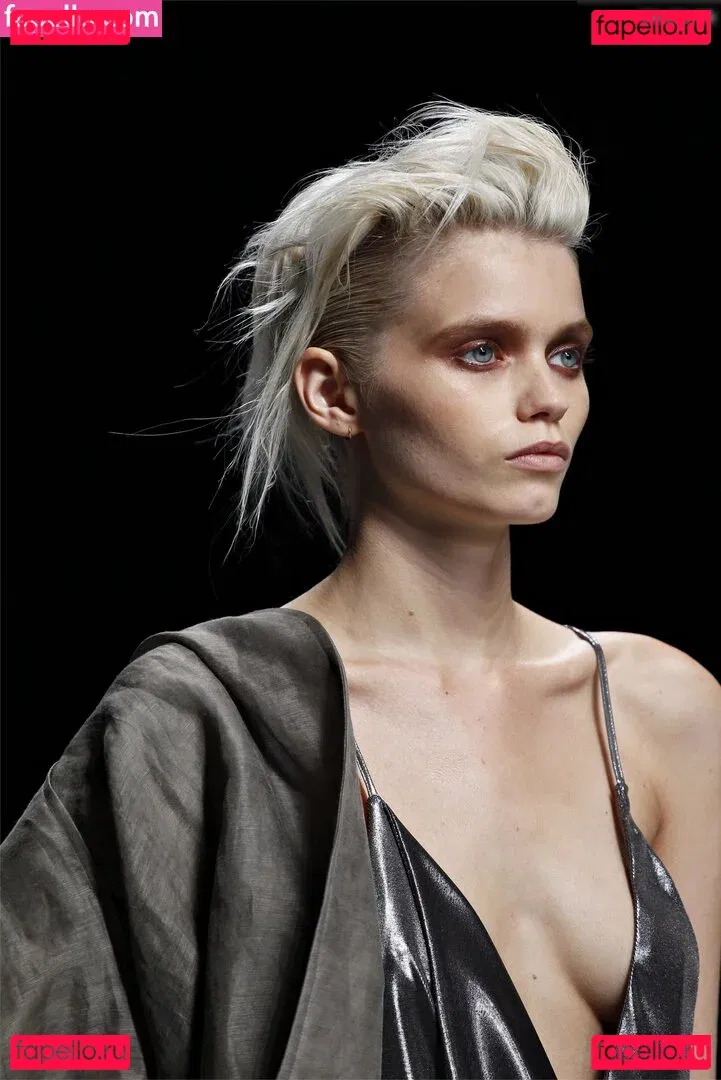 Abbey Lee Kershaw Onlyfans Photo Gallery 