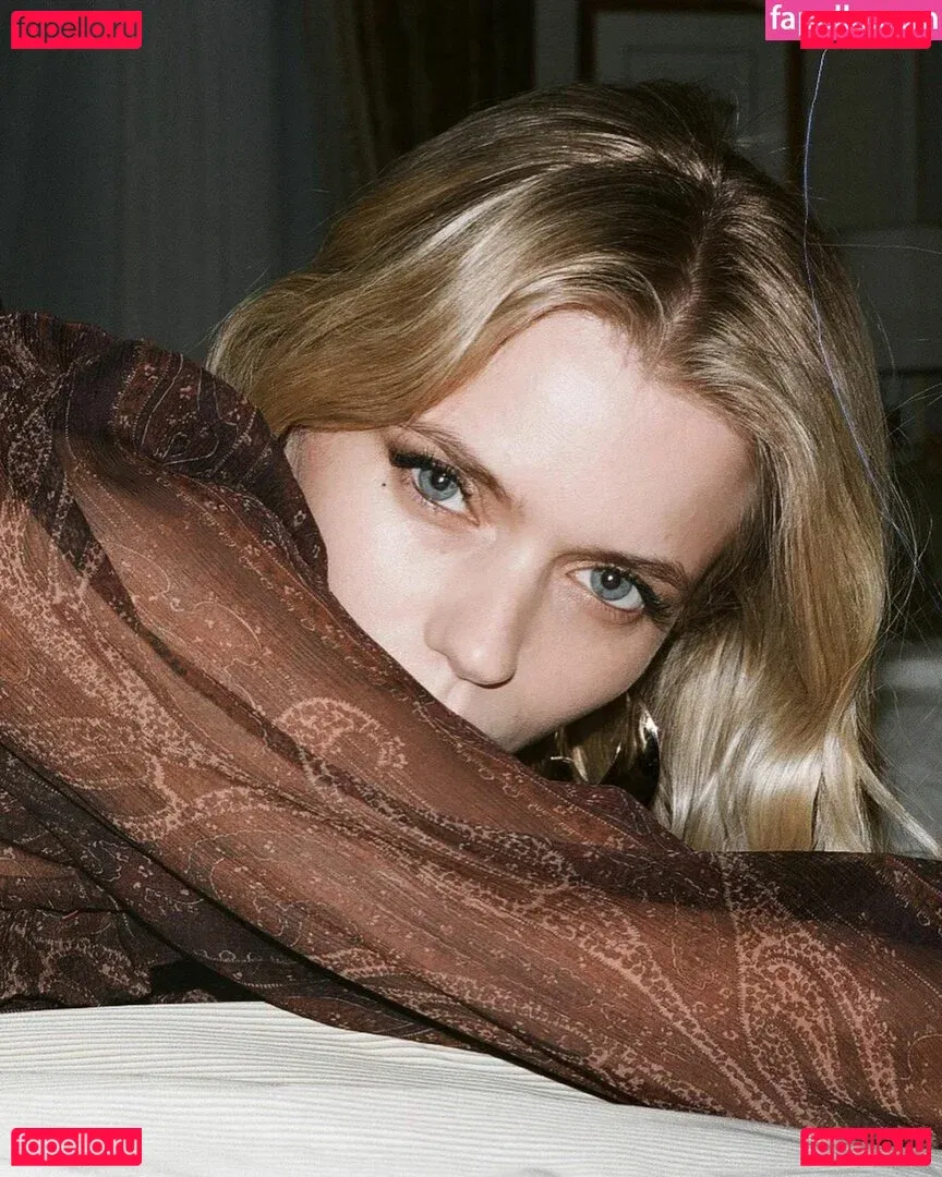 Abbey Lee Kershaw Onlyfans Photo Gallery 