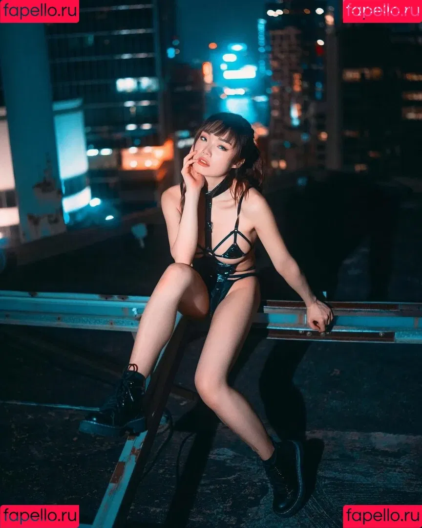 Queenie Lam Onlyfans Photo Gallery 