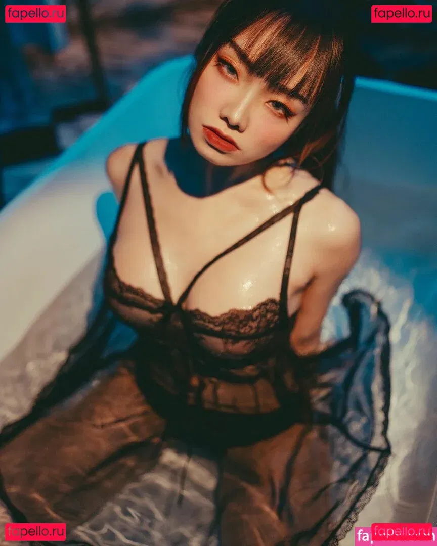 Queenie Lam Onlyfans Photo Gallery 