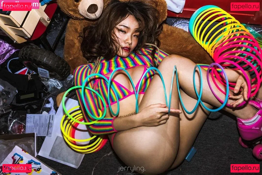 Queenie Lam Onlyfans Photo Gallery 