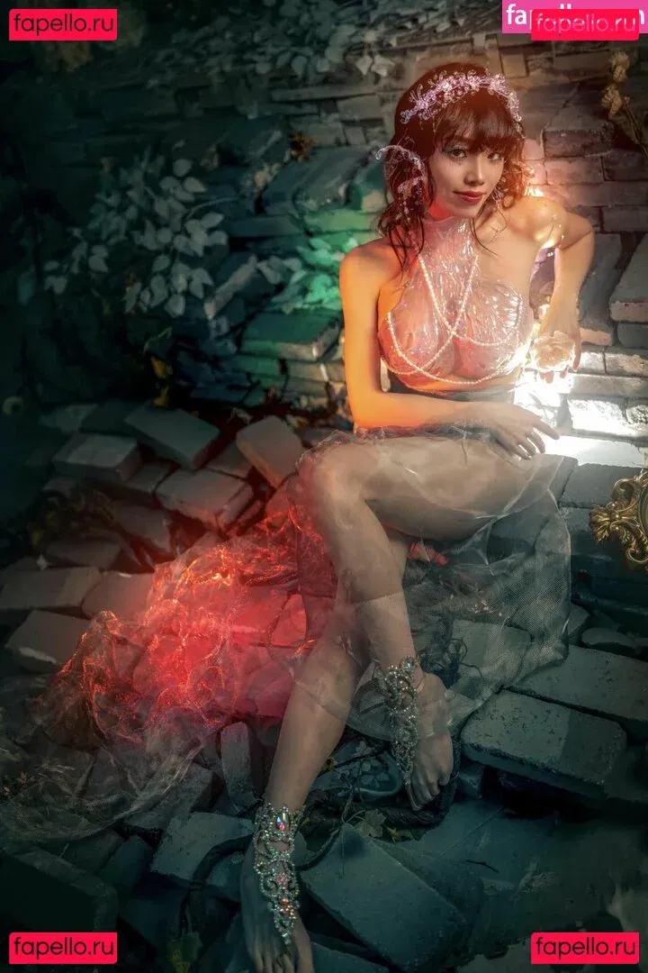 Queenie Lam Onlyfans Photo Gallery 