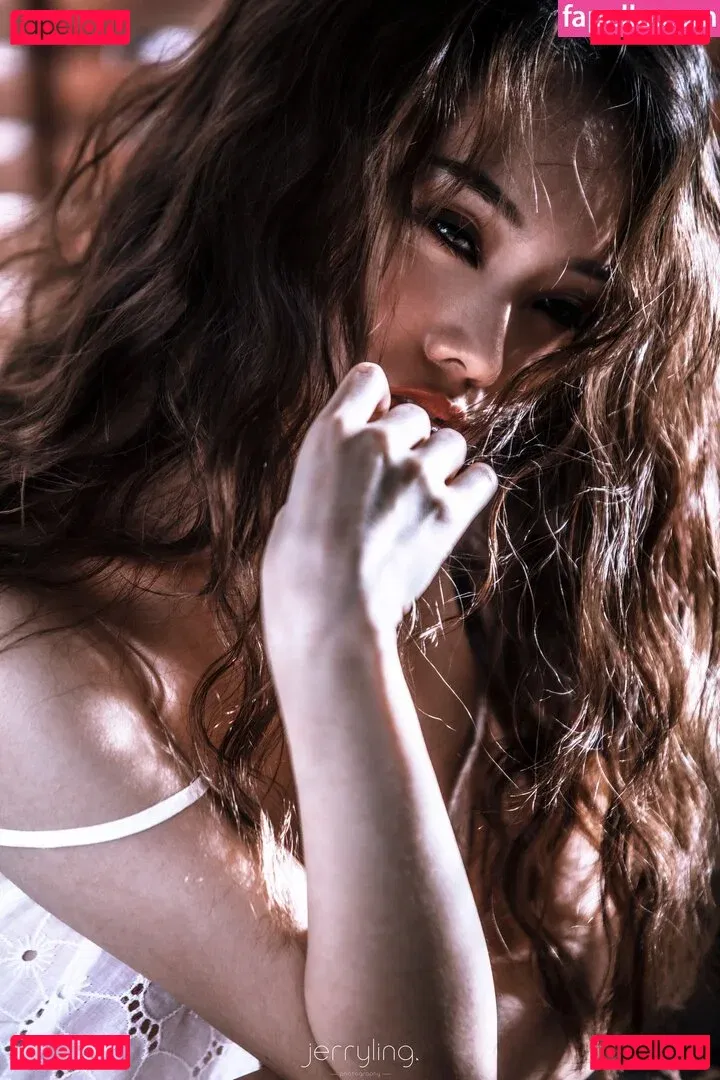 Queenie Lam Onlyfans Photo Gallery 