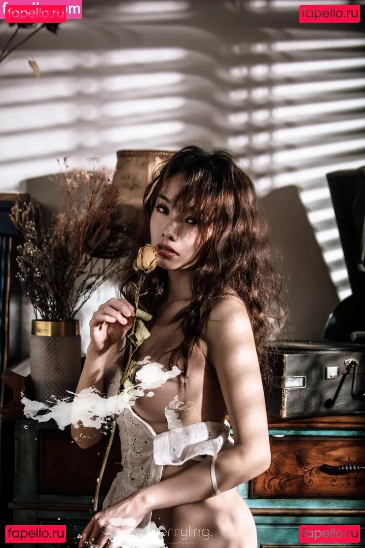 Queenie Lam Onlyfans Photo Gallery 