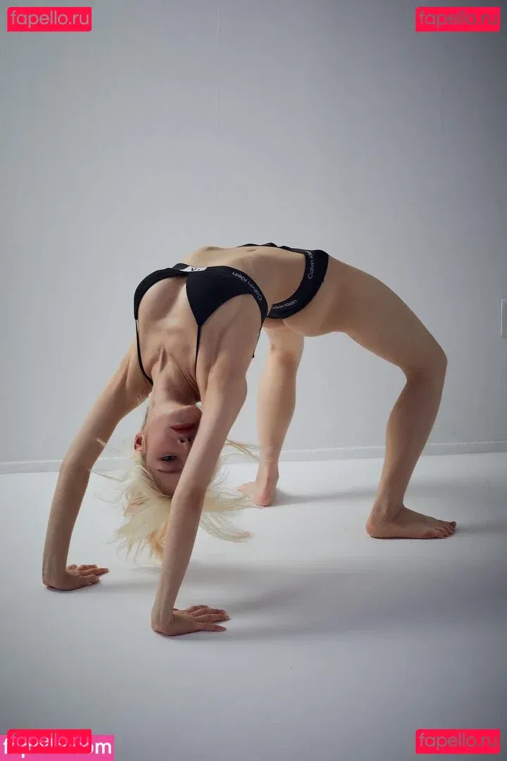 Queenie Lam Onlyfans Photo Gallery 