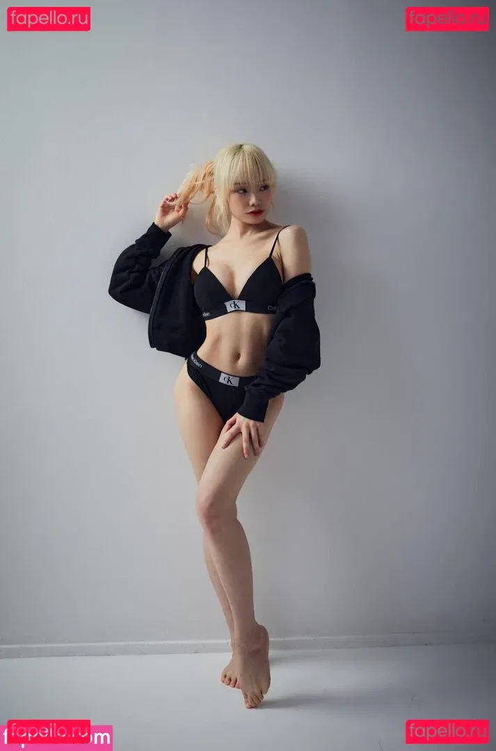 Queenie Lam Onlyfans Photo Gallery 