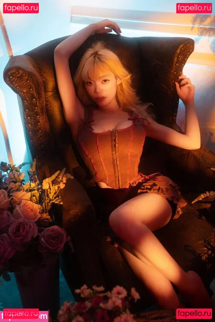 Queenie Lam Onlyfans Photo Gallery 