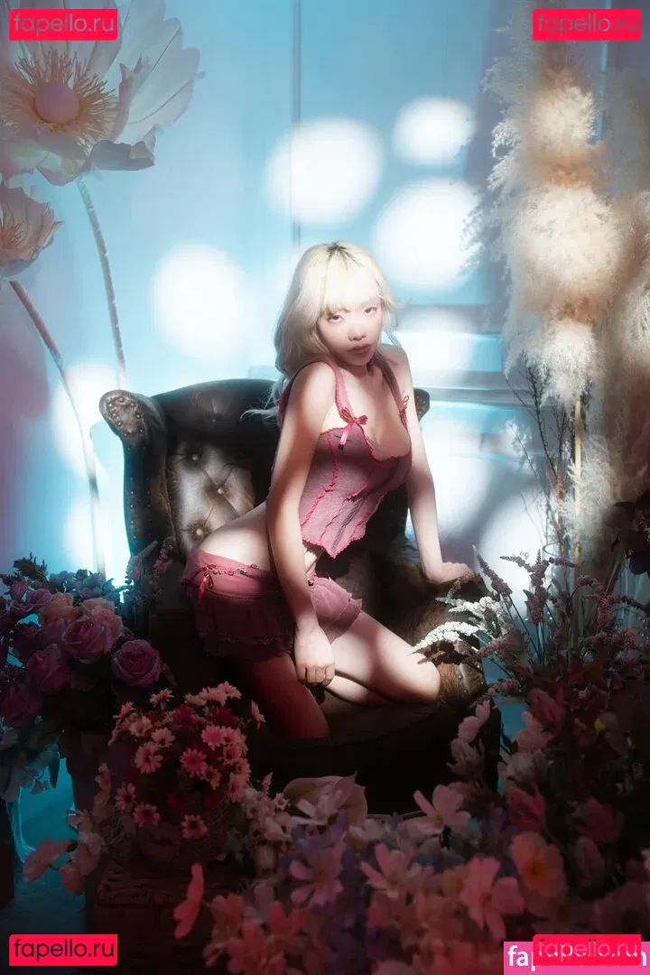 Queenie Lam Onlyfans Photo Gallery 