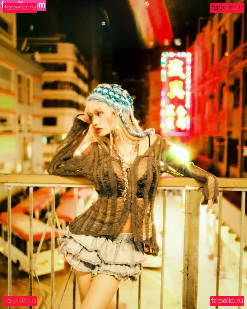 Queenie Lam Onlyfans Photo Gallery 