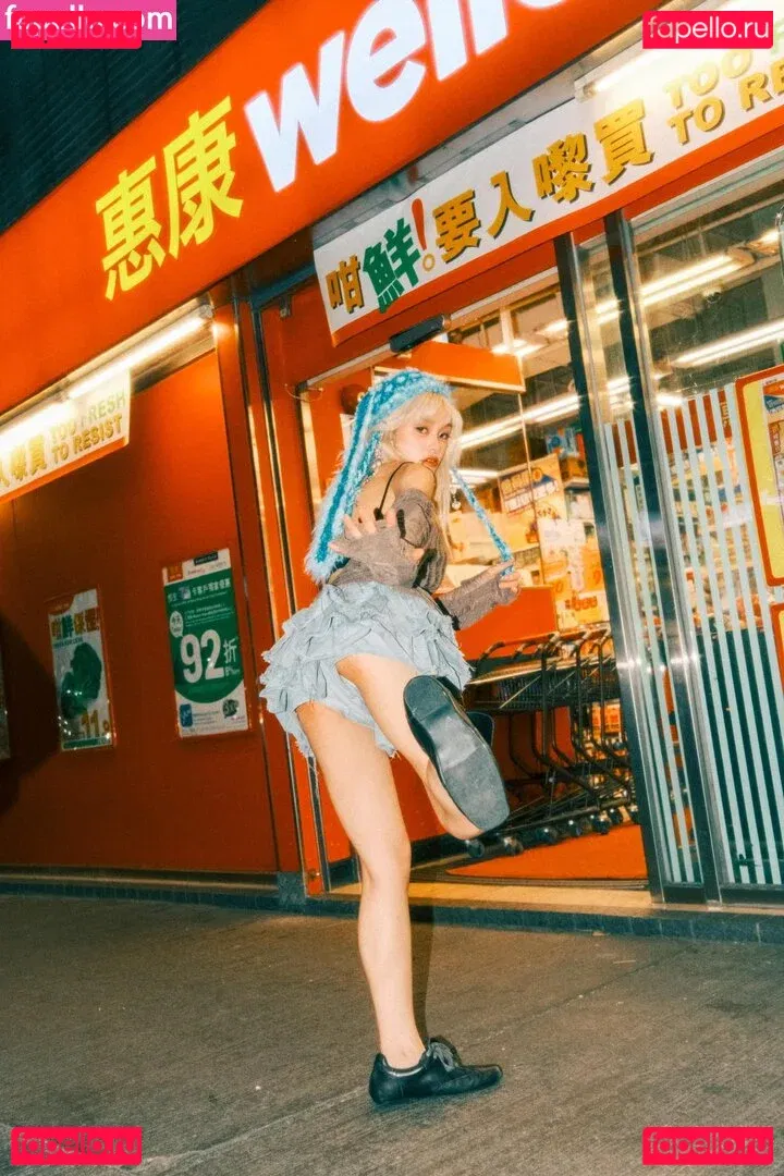 Queenie Lam Onlyfans Photo Gallery 