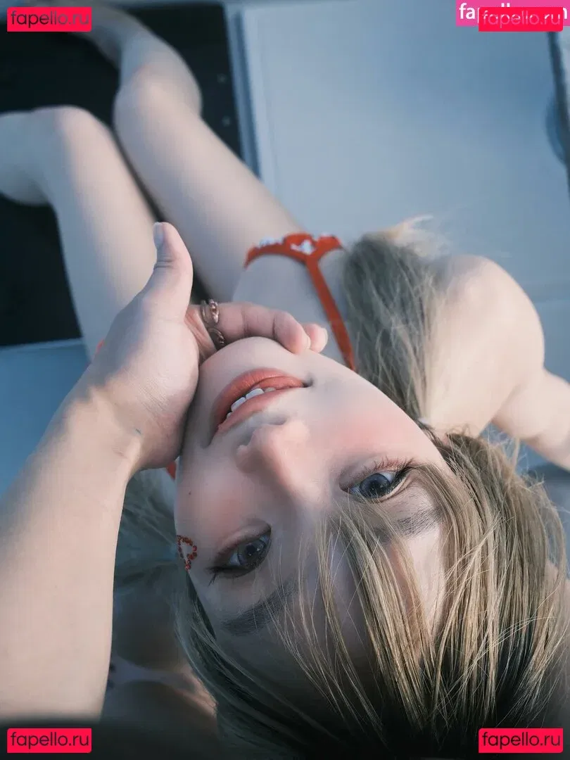 Queenie Lam Onlyfans Photo Gallery 