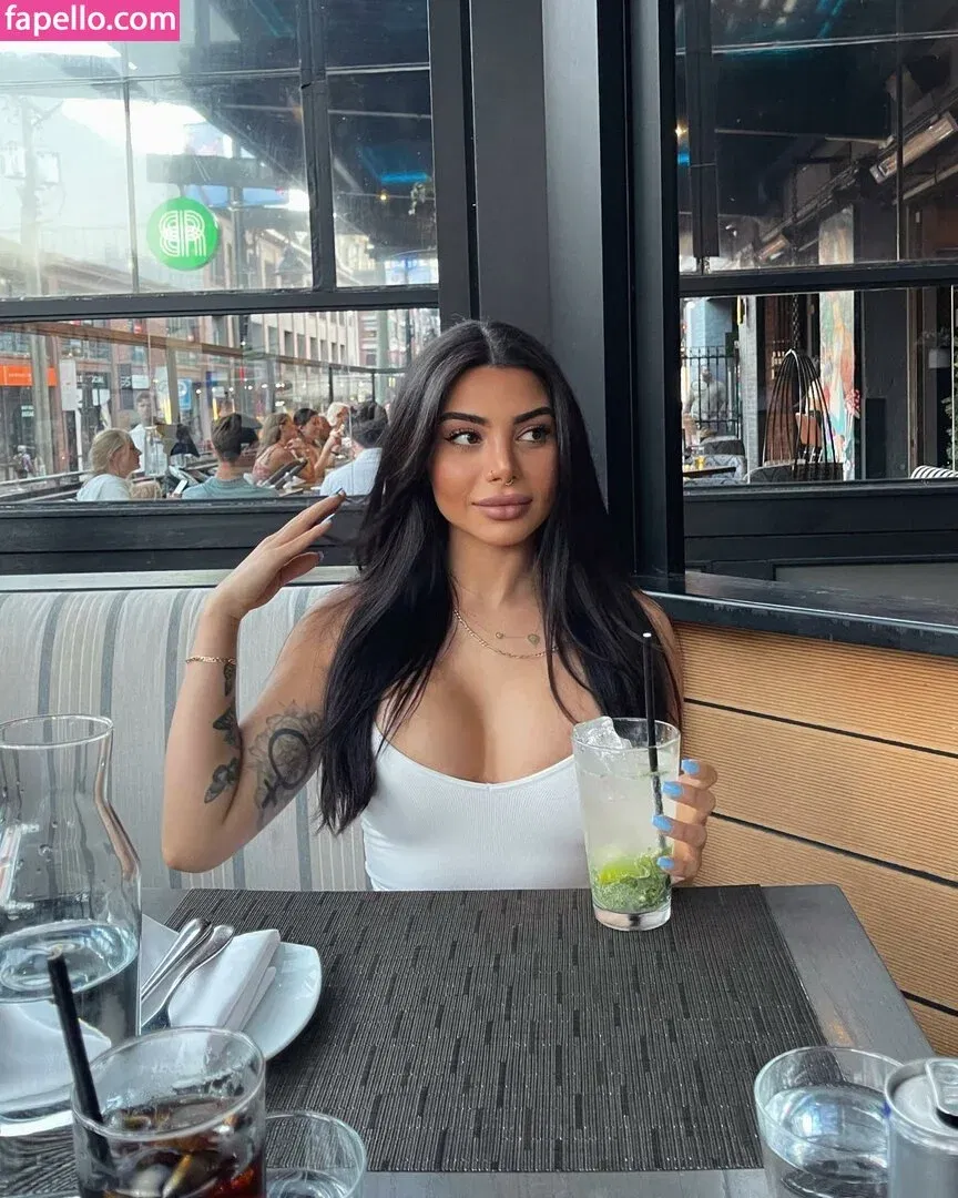 foreignbabie Onlyfans Photo Gallery 