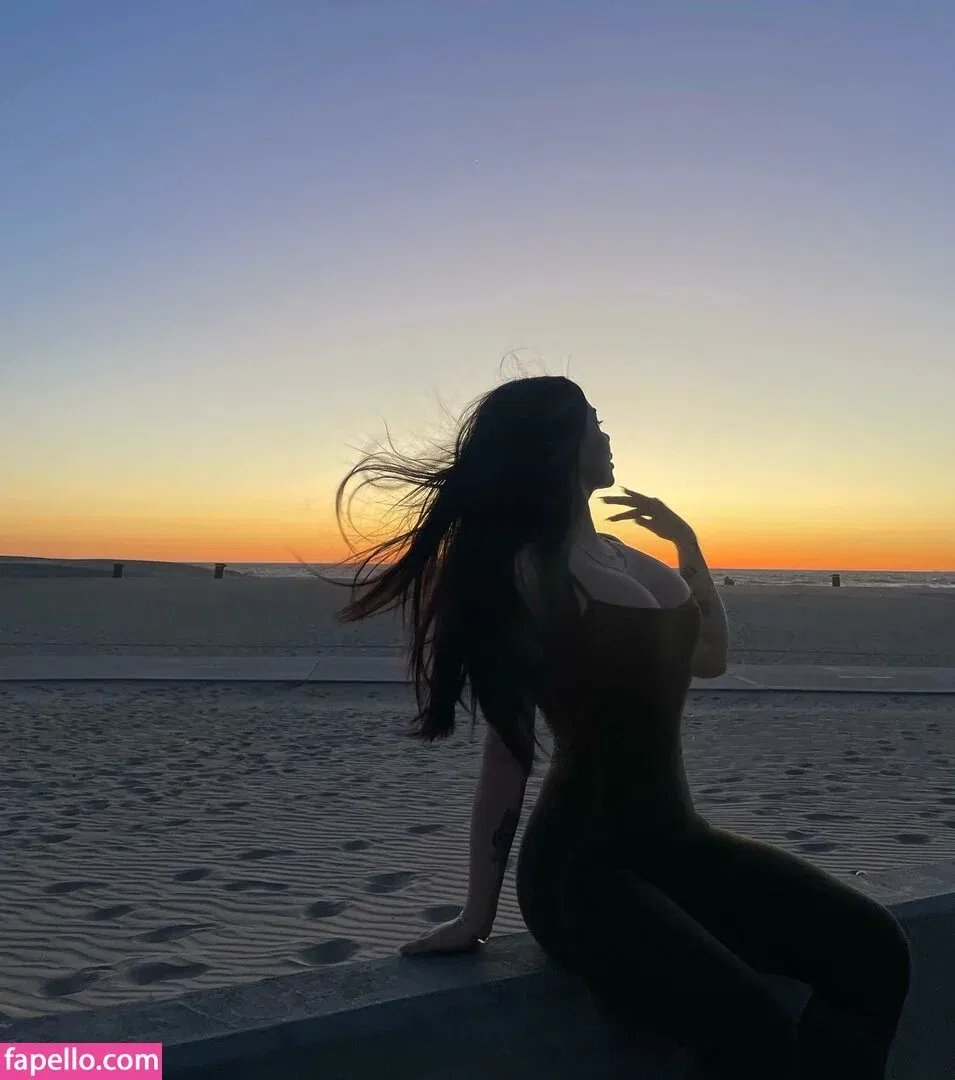 foreignbabie Onlyfans Photo Gallery 