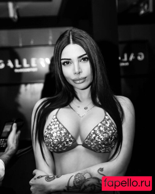 foreignbabie Nude Onlyfans Photo 8