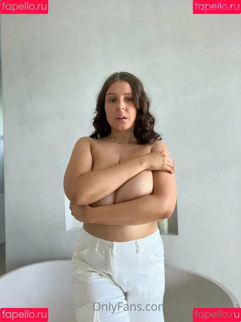 Kikiiscrying Onlyfans Photo Gallery 