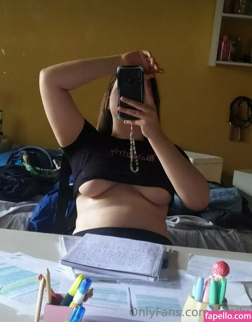 srtally Onlyfans Photo Gallery 