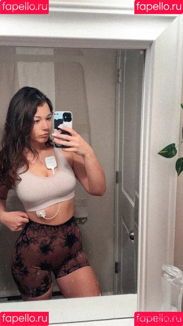Nikki Woods Onlyfans Photo Gallery 