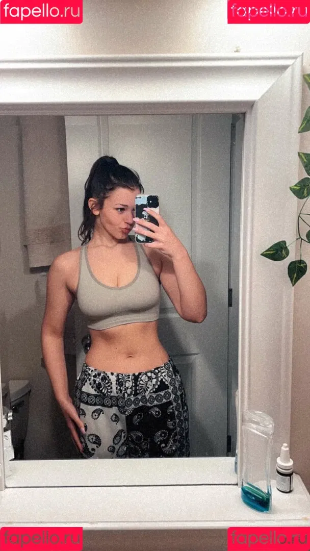 Nikki Woods Onlyfans Photo Gallery 