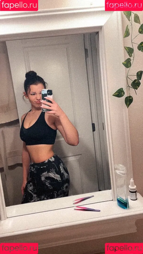 Nikki Woods Onlyfans Photo Gallery 