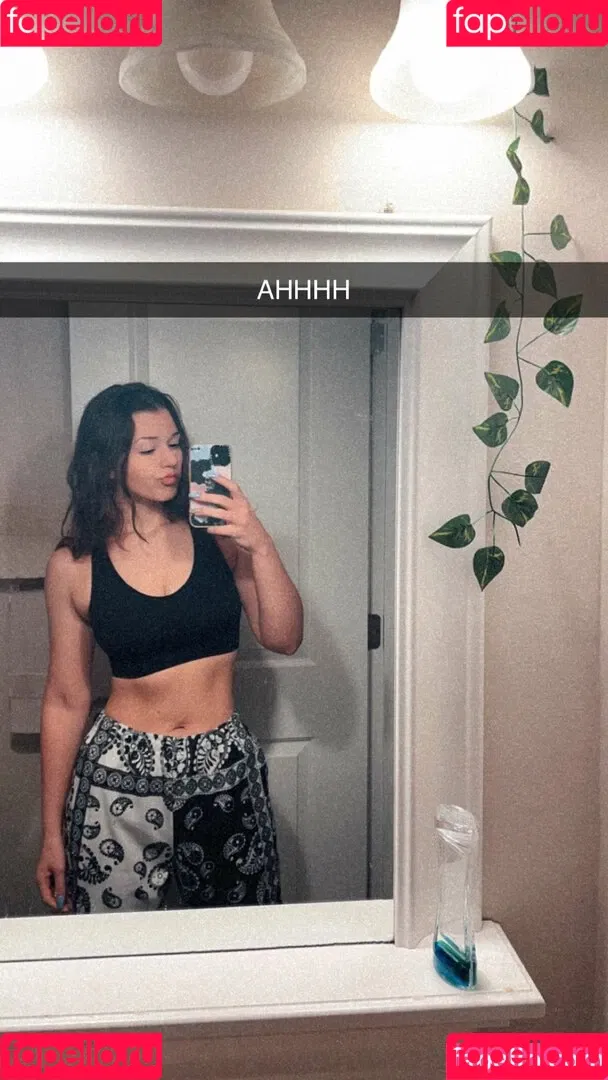 Nikki Woods Onlyfans Photo Gallery 