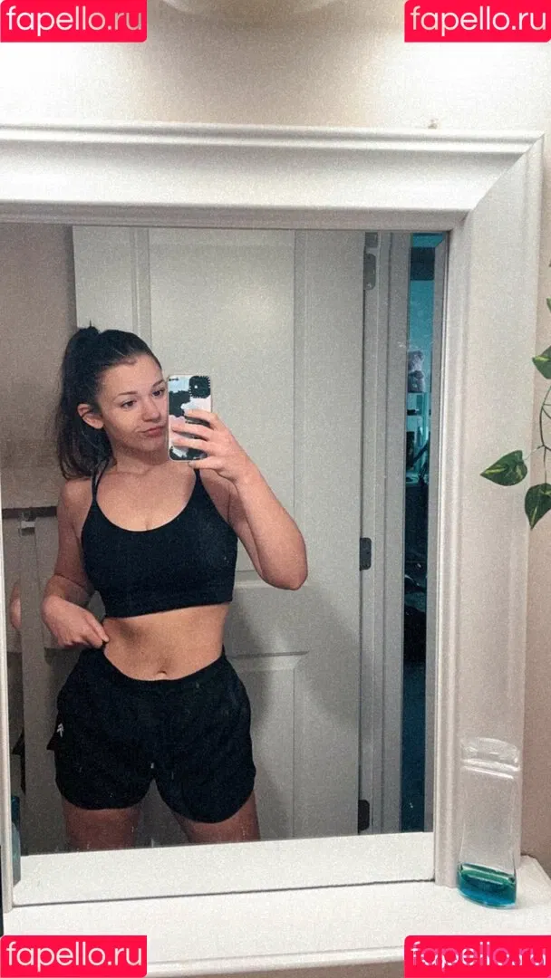 Nikki Woods Onlyfans Photo Gallery 
