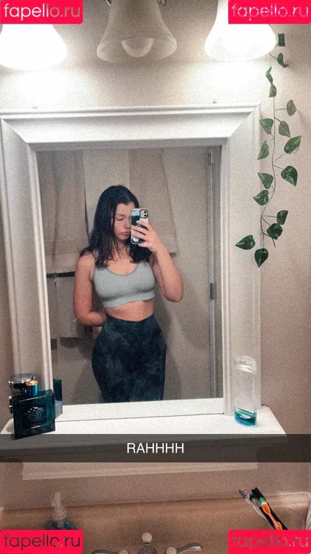 Nikki Woods Onlyfans Photo Gallery 