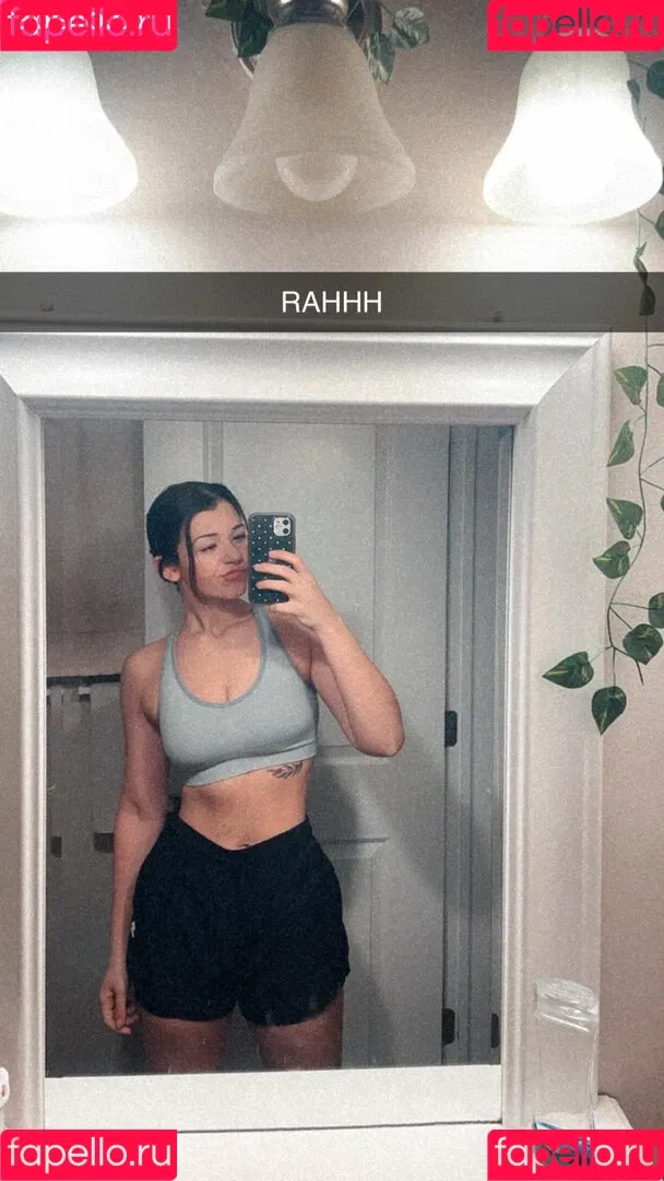 Nikki Woods Onlyfans Photo Gallery 