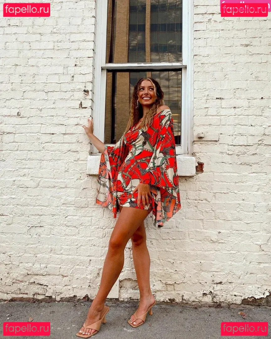 Maddie Henderson Onlyfans Photo Gallery 