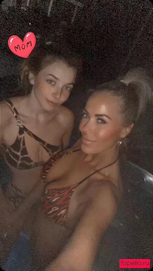 Maddie Henderson Nude Onlyfans Photo 31