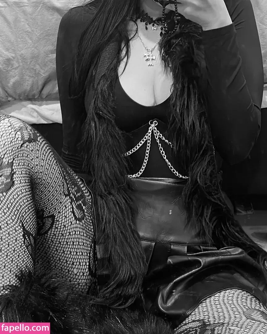 hiiisuki Onlyfans Photo Gallery 