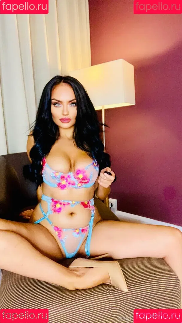 clarajanex Onlyfans Photo Gallery 