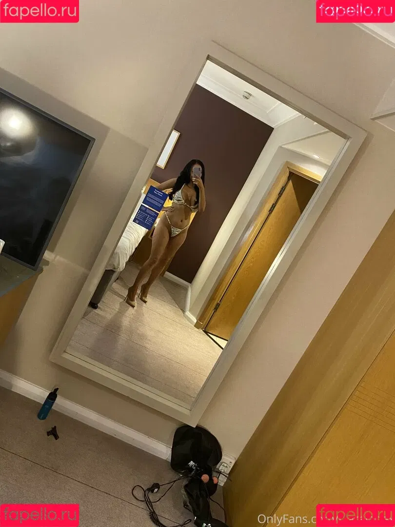 clarajanex Onlyfans Photo Gallery 